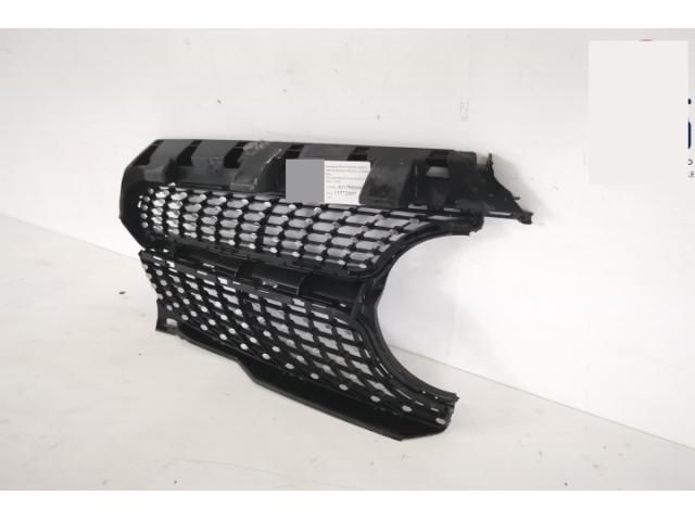 bontott MERCEDES-BENZ CLA Jobb első Lökhárító Díszléc