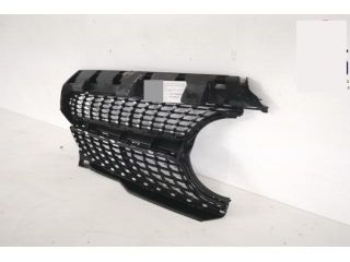 bontott MERCEDES-BENZ CLA Jobb első Lökhárító Díszléc