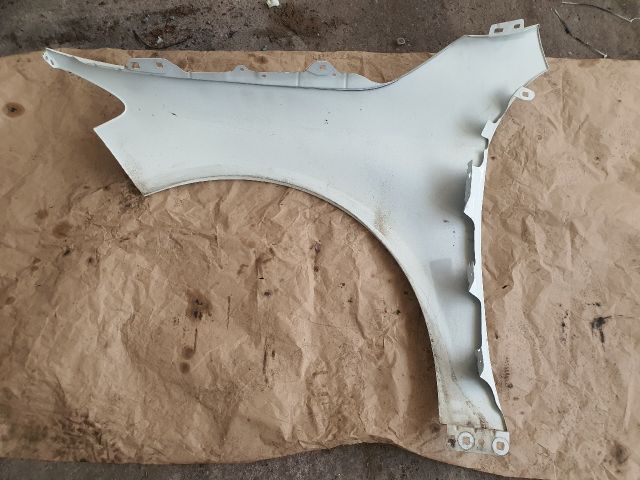 bontott MERCEDES-BENZ CLA Jobb első Sárvédő