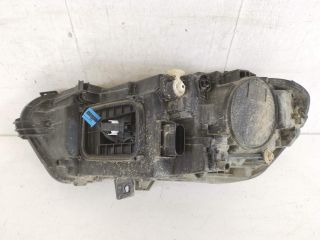 bontott MERCEDES-BENZ CLA Jobb Fényszóró