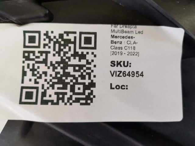 bontott MERCEDES-BENZ CLA Jobb Fényszóró