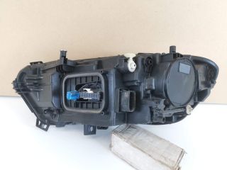 bontott MERCEDES-BENZ CLA Jobb Fényszóró