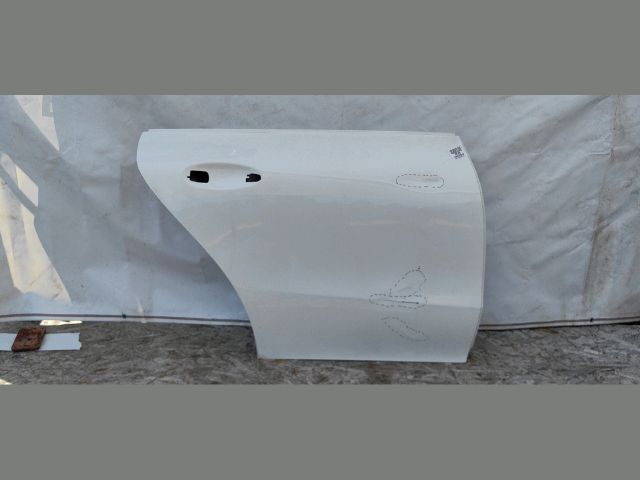 bontott MERCEDES-BENZ CLA Jobb hátsó Ajtó (Üres lemez)