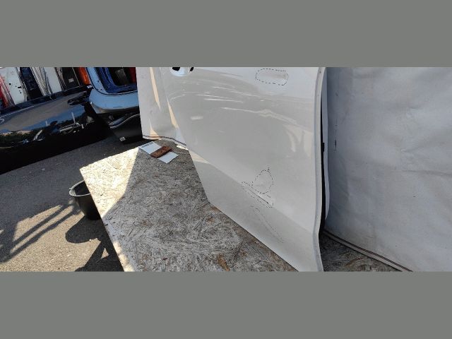 bontott MERCEDES-BENZ CLA Jobb hátsó Ajtó (Üres lemez)