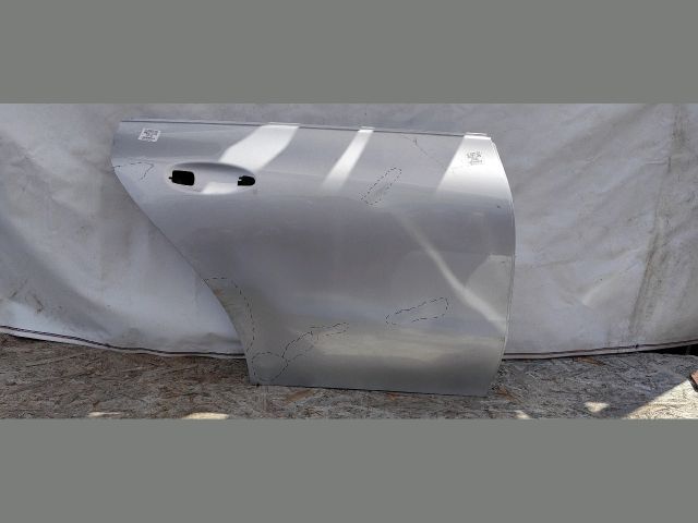 bontott MERCEDES-BENZ CLA Jobb hátsó Ajtó (Üres lemez)