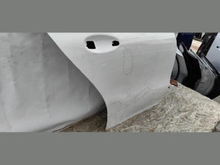 bontott MERCEDES-BENZ CLA Jobb hátsó Ajtó (Üres lemez)