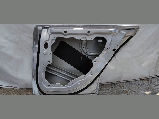 bontott MERCEDES-BENZ CLA Jobb hátsó Ajtó (Üres lemez)