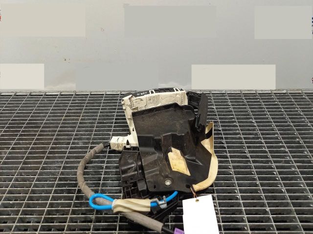 bontott MERCEDES-BENZ CLA Jobb hátsó Ajtózár