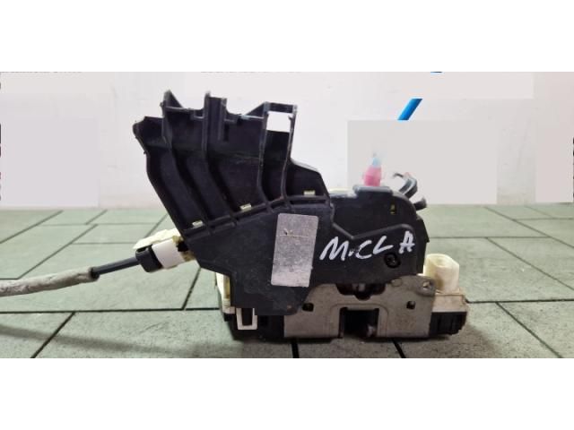 bontott MERCEDES-BENZ CLA Jobb hátsó Ajtózár