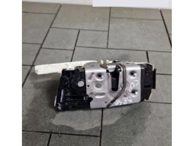 bontott MERCEDES-BENZ CLA Jobb hátsó Ajtózár