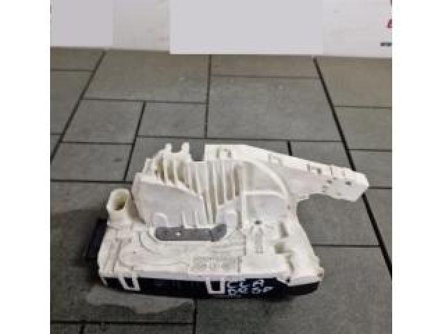 bontott MERCEDES-BENZ CLA Jobb hátsó Ajtózár