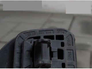 bontott MERCEDES-BENZ CLA Jobb hátsó Kapaszkodó (Felső)