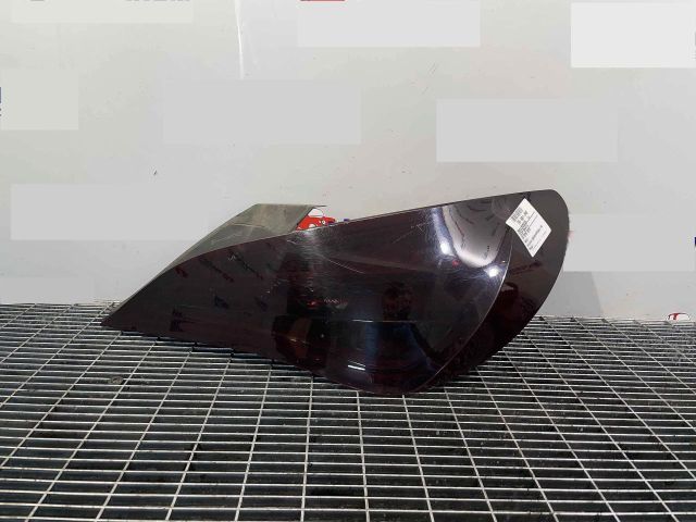 bontott MERCEDES-BENZ CLA Jobb Hátsó Lámpa