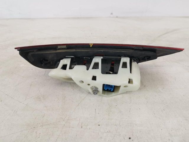 bontott MERCEDES-BENZ CLA Jobb Hátsó Lámpa