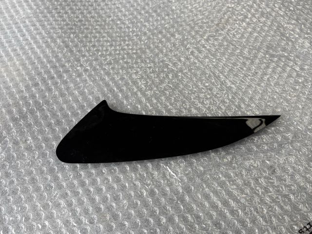 bontott MERCEDES-BENZ CLA Jobb hátsó Lökhárító Díszléc