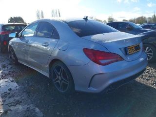 bontott MERCEDES-BENZ CLA Jobb hátsó Vízlehúzó Gumicsík