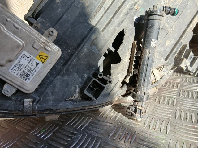 bontott MERCEDES-BENZ CLA Jobb Xenon Fényszóró