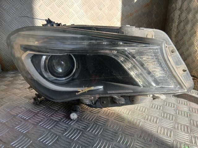bontott MERCEDES-BENZ CLA Jobb Xenon Fényszóró