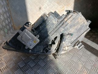 bontott MERCEDES-BENZ CLA Jobb Xenon Fényszóró