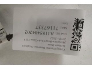 bontott MERCEDES-BENZ CLA Kábelcsatorna Fedél