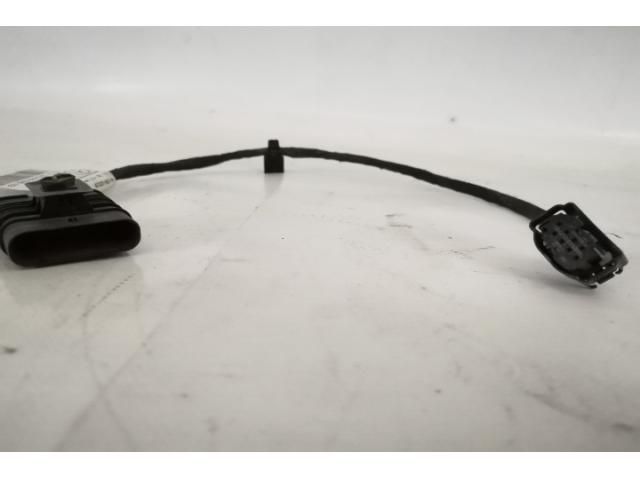 bontott MERCEDES-BENZ CLA Kábelcsatorna Fedél