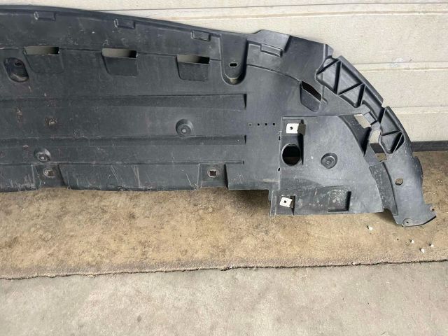 bontott MERCEDES-BENZ CLA Kartervédő