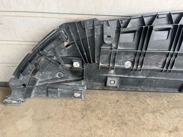 bontott MERCEDES-BENZ CLA Kartervédő