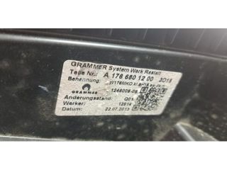 bontott MERCEDES-BENZ CLA Könyöklő