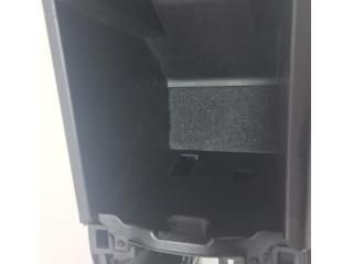 bontott MERCEDES-BENZ CLA Könyöklő