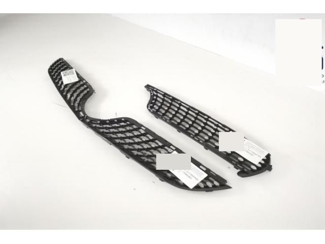 bontott MERCEDES-BENZ CLA Középső Jobb Szellőző