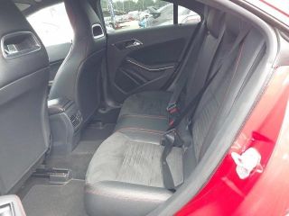 bontott MERCEDES-BENZ CLA Középső Szellőző