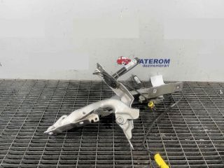 bontott MERCEDES-BENZ CLA Motorháztető Zsanér Pár