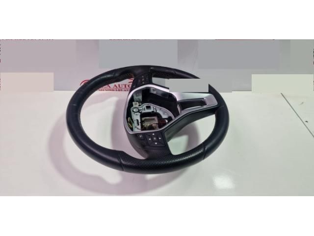 bontott MERCEDES-BENZ CLA Multikormány