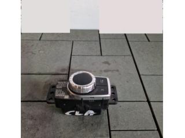 bontott MERCEDES-BENZ CLA Multimédia Vezérlő