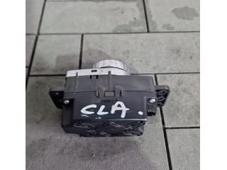 bontott MERCEDES-BENZ CLA Multimédia Vezérlő