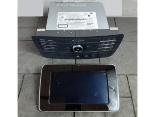 bontott MERCEDES-BENZ CLA Navigációs Fejegység