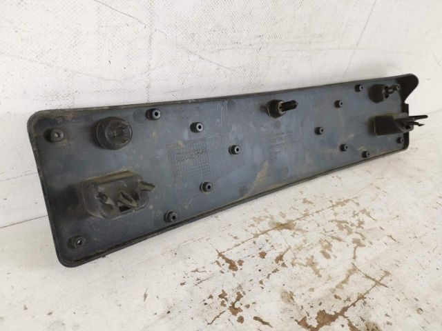 bontott MERCEDES-BENZ CLA Rendszámtábla Tartó