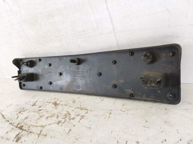 bontott MERCEDES-BENZ CLA Rendszámtábla Tartó