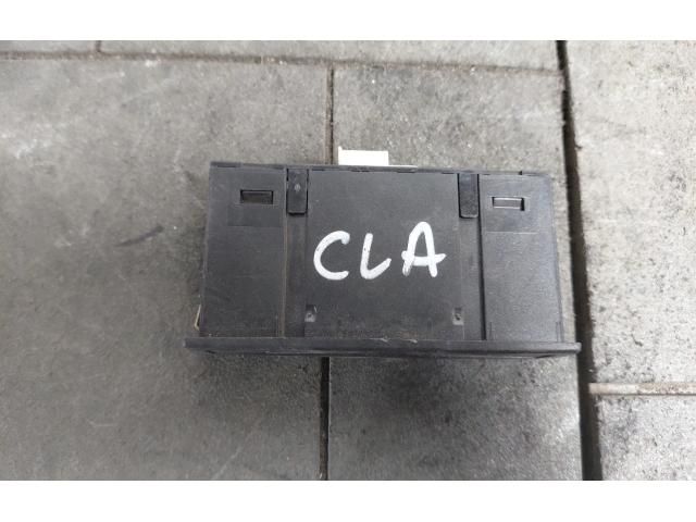 bontott MERCEDES-BENZ CLA USB HUB