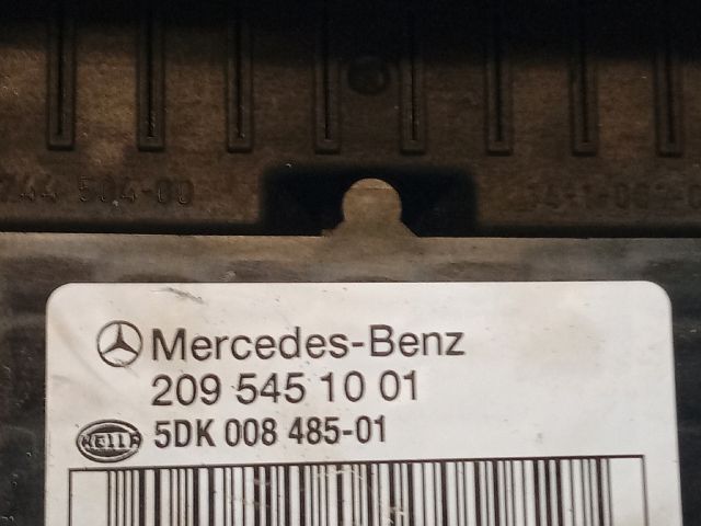 bontott MERCEDES-BENZ CLK Biztosítéktábla Motortér