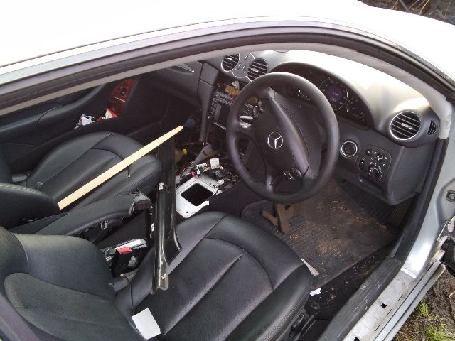 bontott MERCEDES-BENZ CLK Önindító