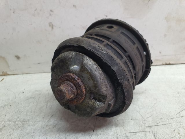 bontott MERCEDES-BENZ CLK Motor Tartó Bak Jobb