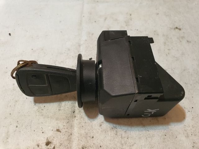 bontott MERCEDES-BENZ CLK Gyújtáskapcsoló Házzal