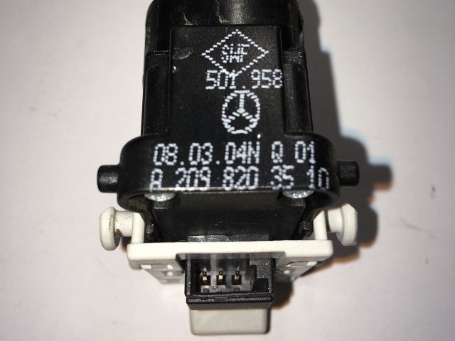 bontott MERCEDES-BENZ CLK Ablakemelő Kapcsoló (Pozíciófüggetlen)