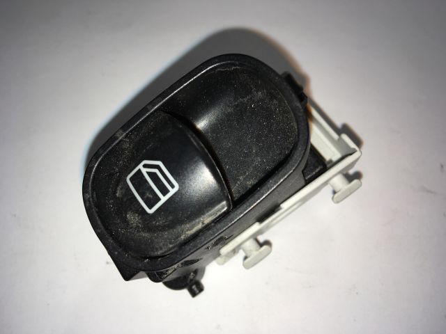 bontott MERCEDES-BENZ CLK Ablakemelő Kapcsoló (Pozíciófüggetlen)