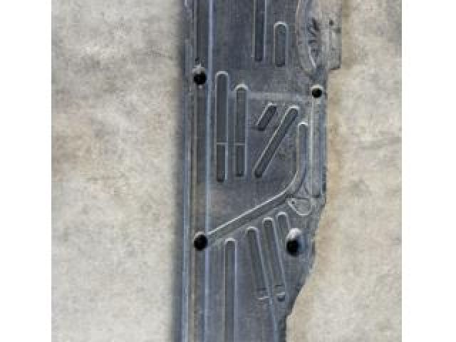 bontott MERCEDES-BENZ CLK Alsó Padlólemez Burkolat