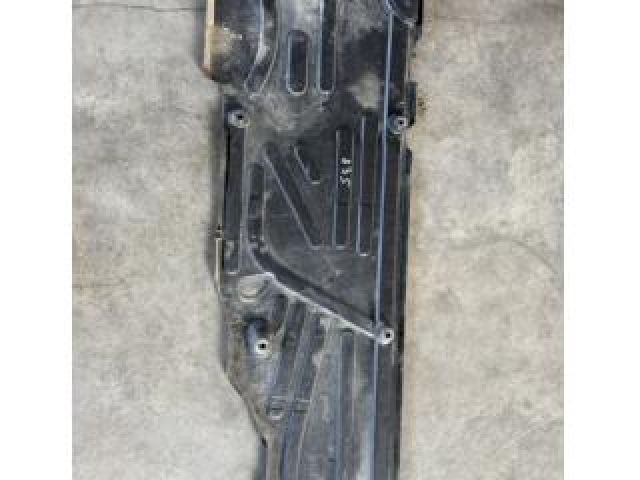 bontott MERCEDES-BENZ CLK Alsó Padlólemez Burkolat