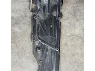 bontott MERCEDES-BENZ CLK Alsó Padlólemez Burkolat