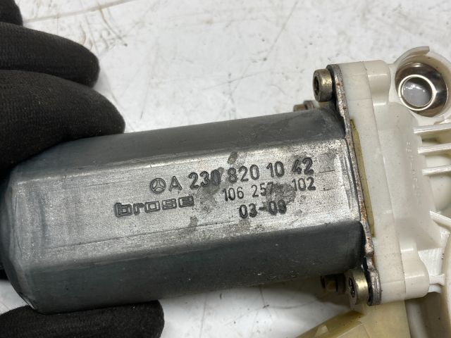 bontott MERCEDES-BENZ CLK Bal első Ablakemelő Motor