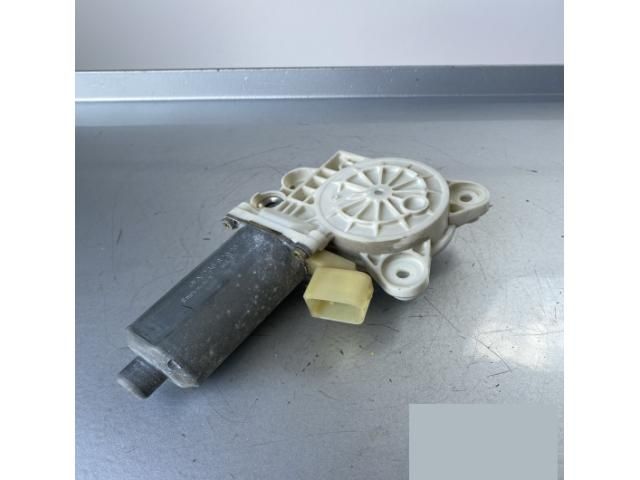 bontott MERCEDES-BENZ CLK Bal első Ablakemelő Motor